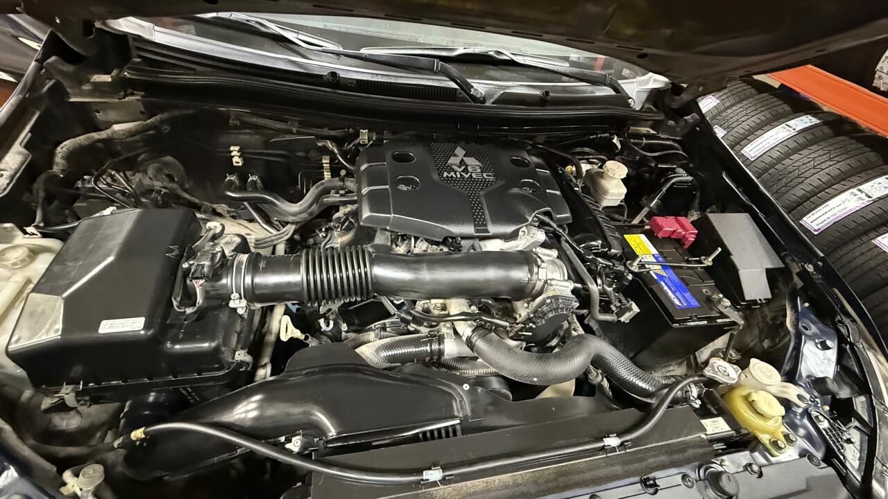 Riyadh, Vehicles, Cars & Trucks , SAR 73000,  MITSUBISHI MONTERO SPORT - GLS,  2018,  Automatic,  120000 KM,  MITSUBISHI MONTERO SPORT &mdash;  &mdash; GLS