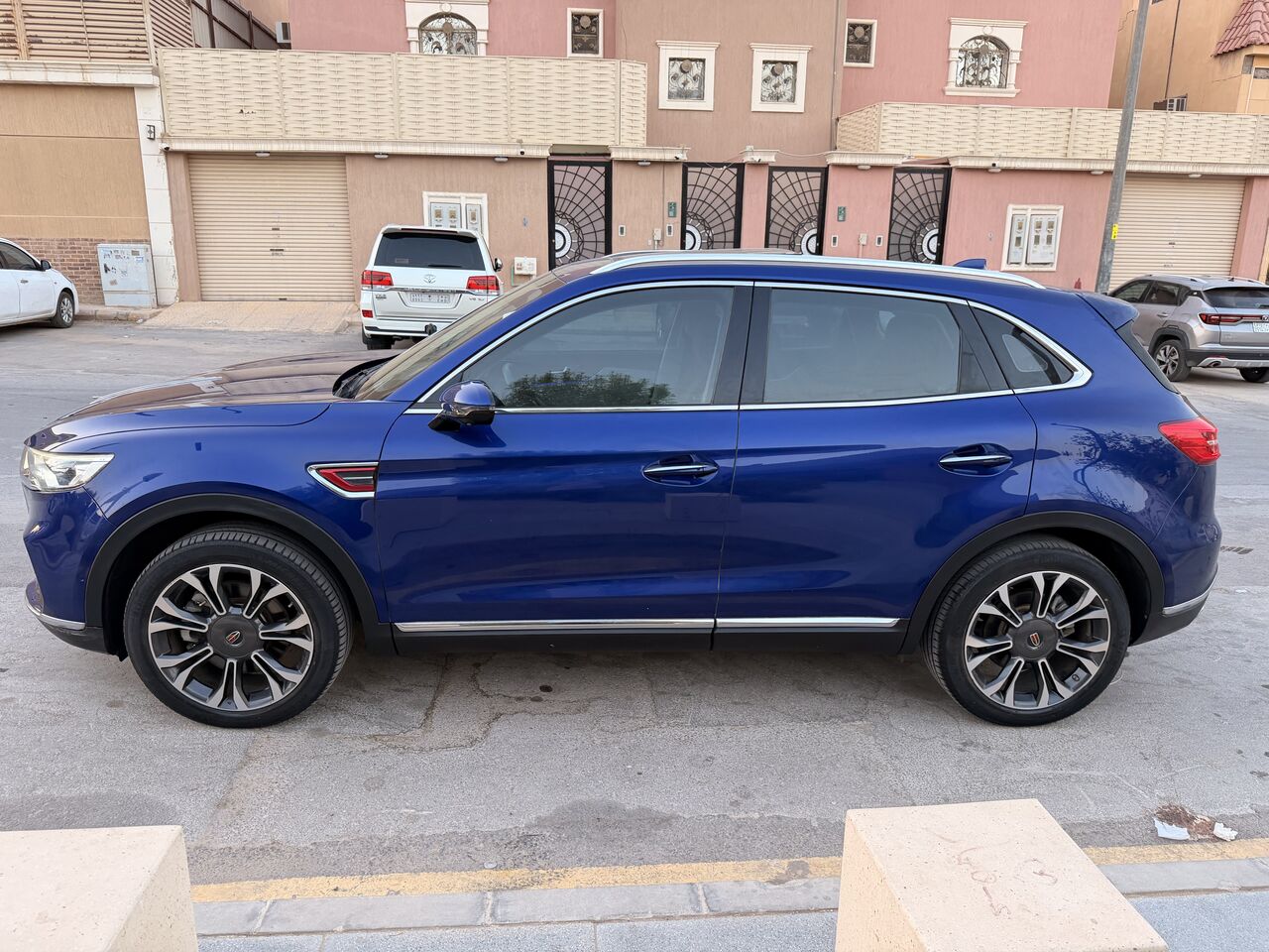 Al Badiah, Vehicles, Cars & Trucks , SAR 52000,  Hongqi H5,  2022,  Automatic,  55000 KM,  Very Neat And Clean Luxury SUV