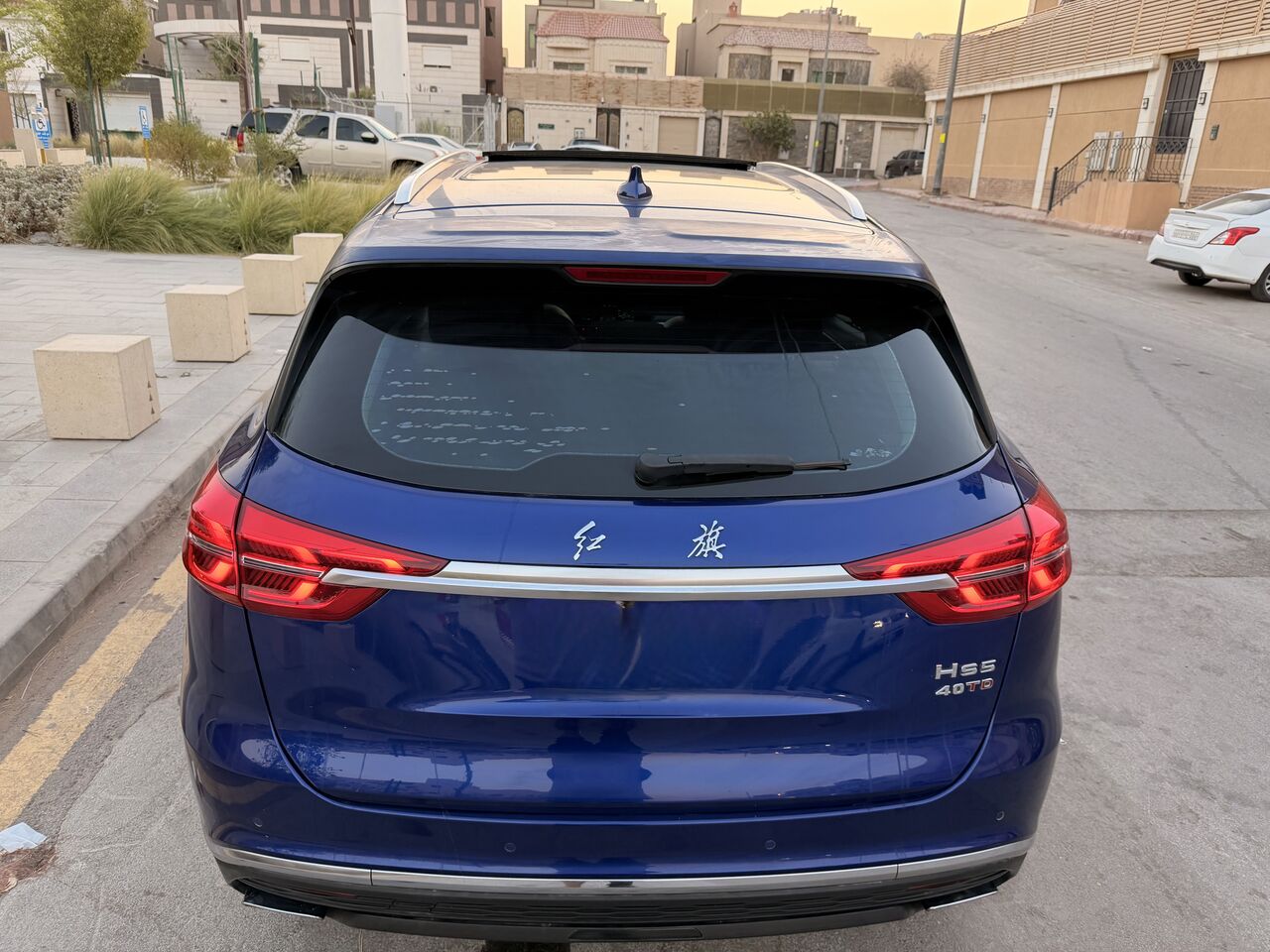 Al Badiah, Vehicles, Cars & Trucks , SAR 52000,  Hongqi H5,  2022,  Automatic,  55000 KM,  Very Neat And Clean Luxury SUV