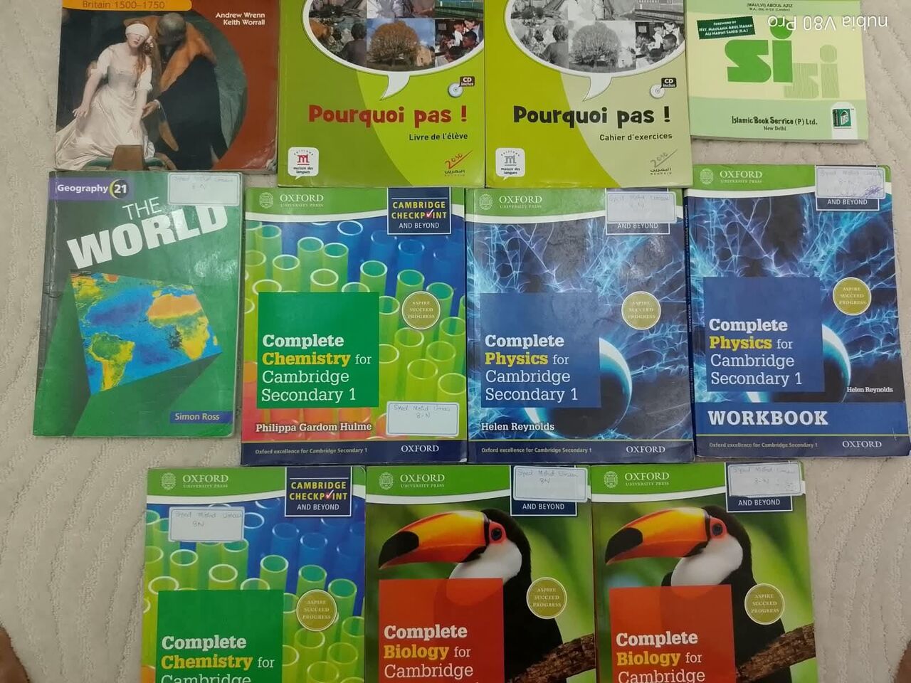 Muharraq, Books, BHD 20,  Grade 8 British Circulam Books