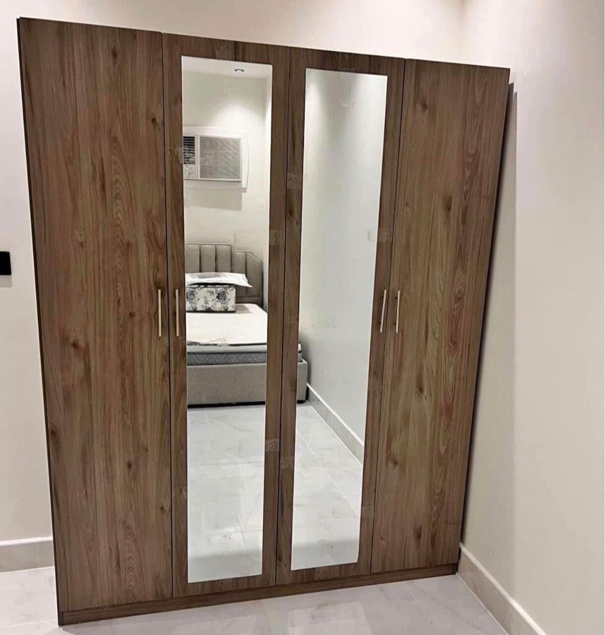 Jeddah, Furniture, SAR 1,  4 Door Cabinet Are Available In Multiple Colors And Designs In Low Prices.