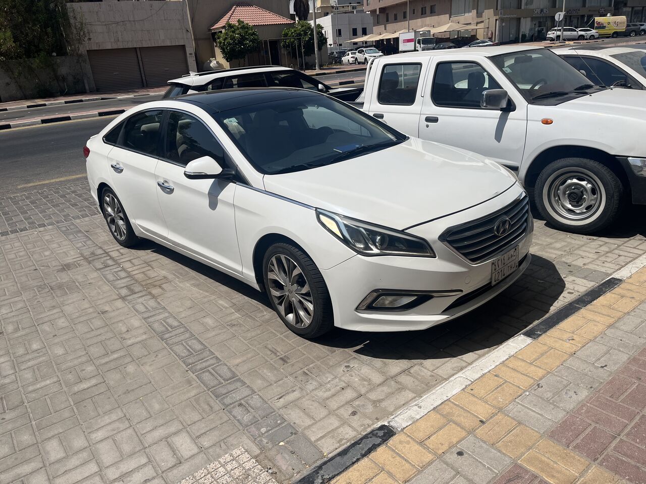 Dammam, Vehicles, Cars & Trucks , SAR 35000,  Hyundai Sonata,  2016,  Automatic,  192000 KM,  Well Maintained Sonata  Model For Sale. Roof Open. White Color. 2.4 Litre.