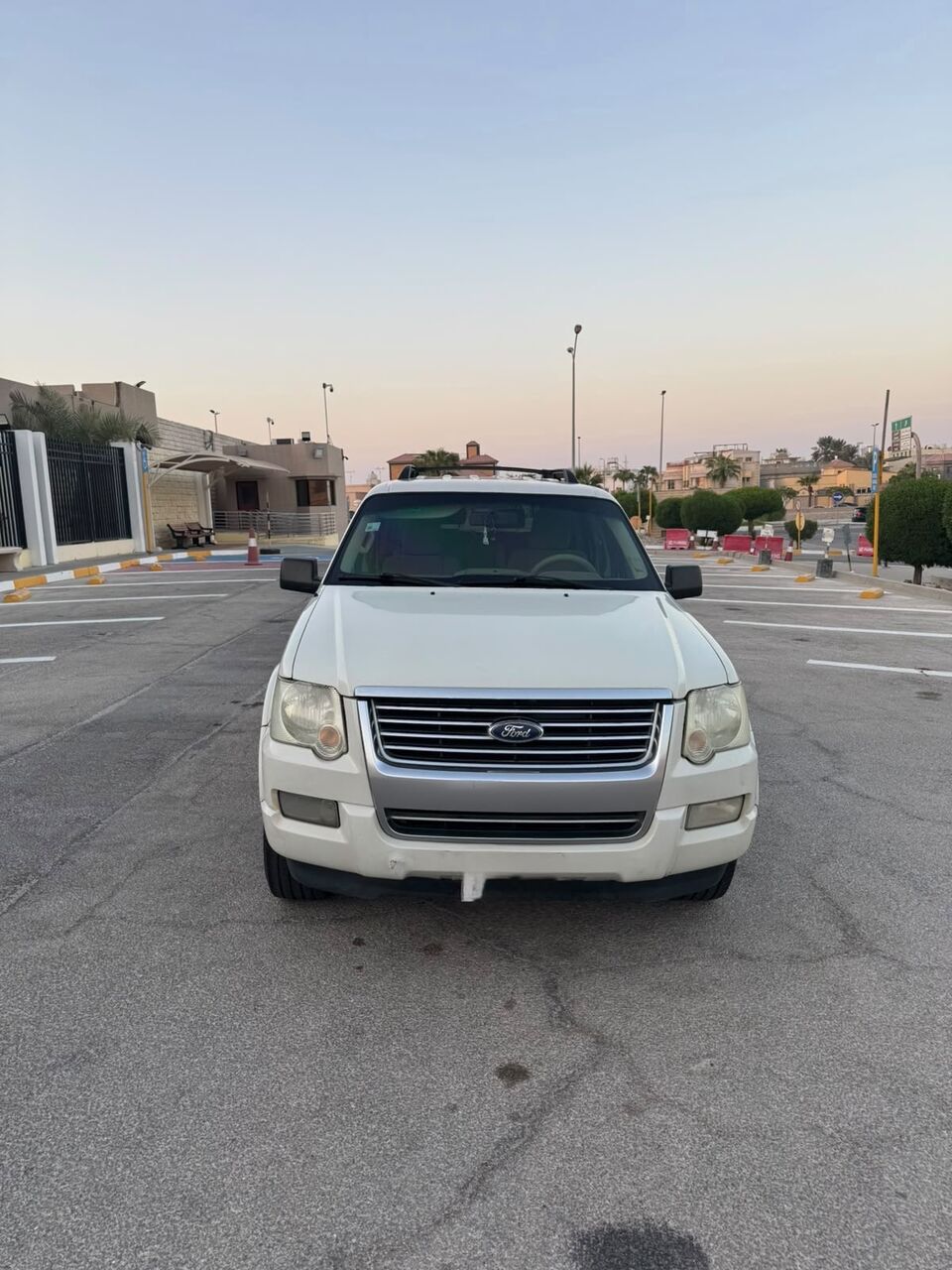 Dammam, Vehicles, Cars & Trucks , SAR 17000,  Ford Explorer,  2010,  Automatic,  272000 KM,    For Sale