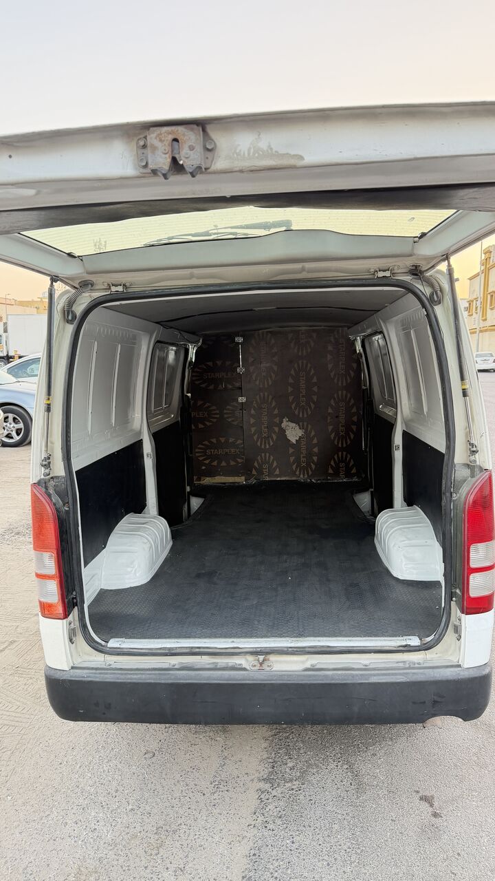 Khobar, Vehicles, Cars & Trucks , SAR 40000,  Toyota Hi-Ace,  2012,  Manual,  535000 KM,  Clean And Well-maintained Van, Suitable For Loading And Business Use.
