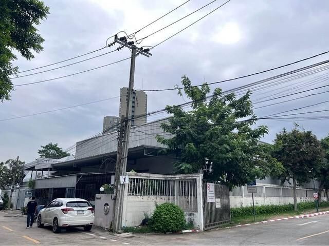Bangkok, Villas, THB 150000,  0 Sq. Feet,  BR 1956 ให้เช่าโกดัง พร้อมออฟฟิศ 1,040 ตร.ม สูง8 