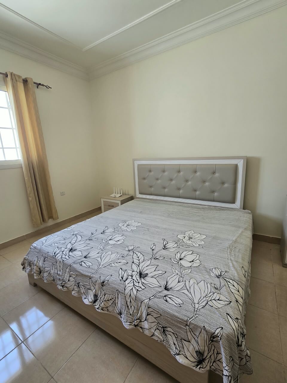 Al Rawdah, Furniture, SAR 1100,  Bed+Mattresses+ Dressing Table+ Side Table
