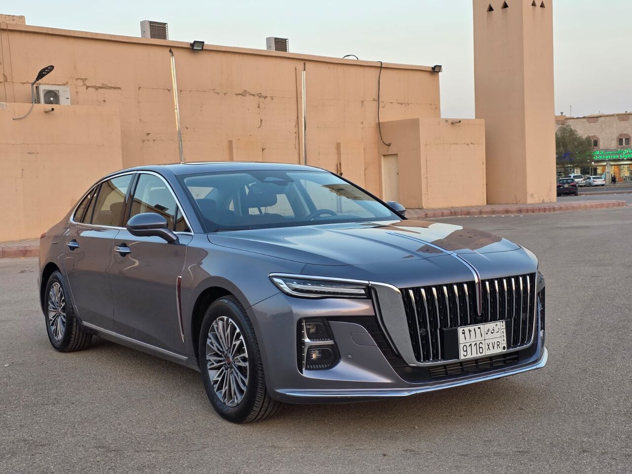 Riyadh, Vehicles, Cars & Trucks , SAR 75000,  Hongqi Ousado,  2026,  Automatic,  18000 KM,    Same New Fully Loaded