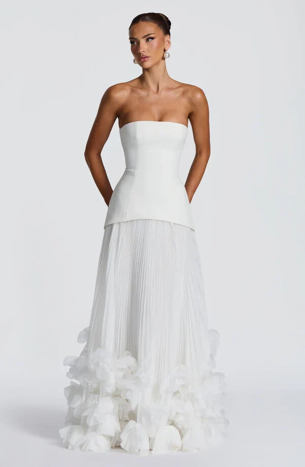 Los Angeles, Clothing & Accessories, USD 196,  Seraphina Maxi Dress | Revalline California Summer Style