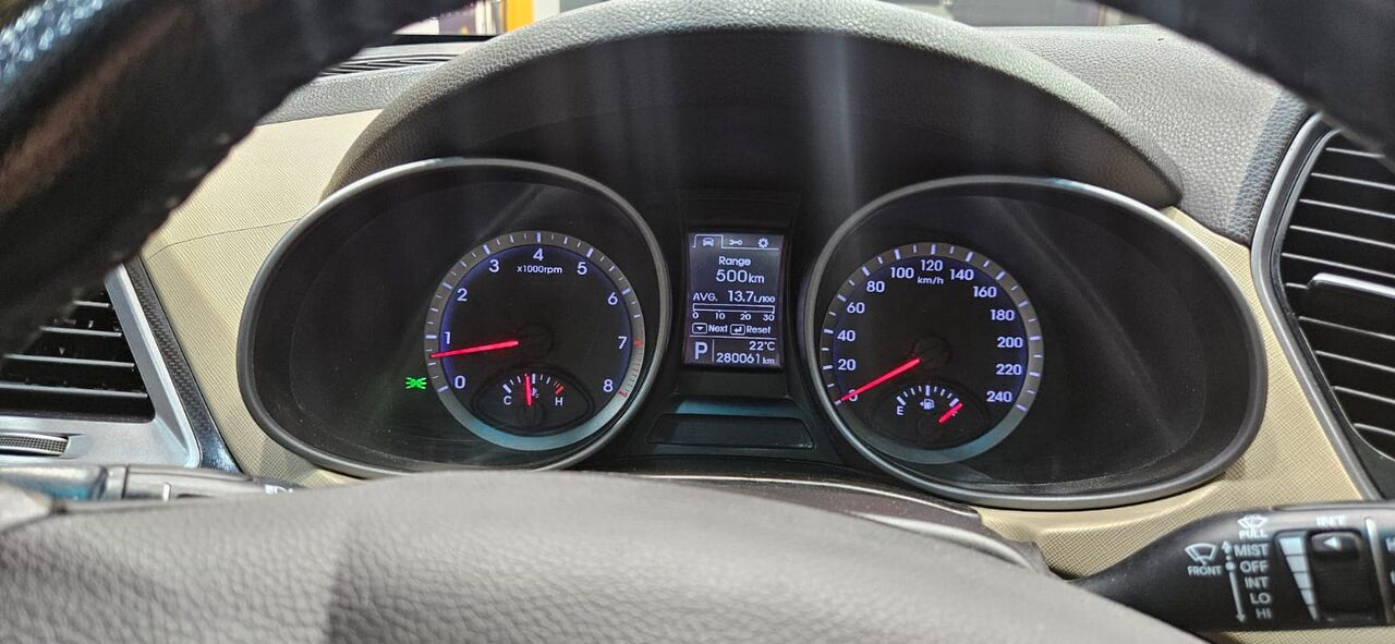 Al Nakhil, Vehicles, Cars & Trucks , SAR 35000,  Hyundai Santa Fe,  2016,  Automatic,  287000 KM,  Half Full