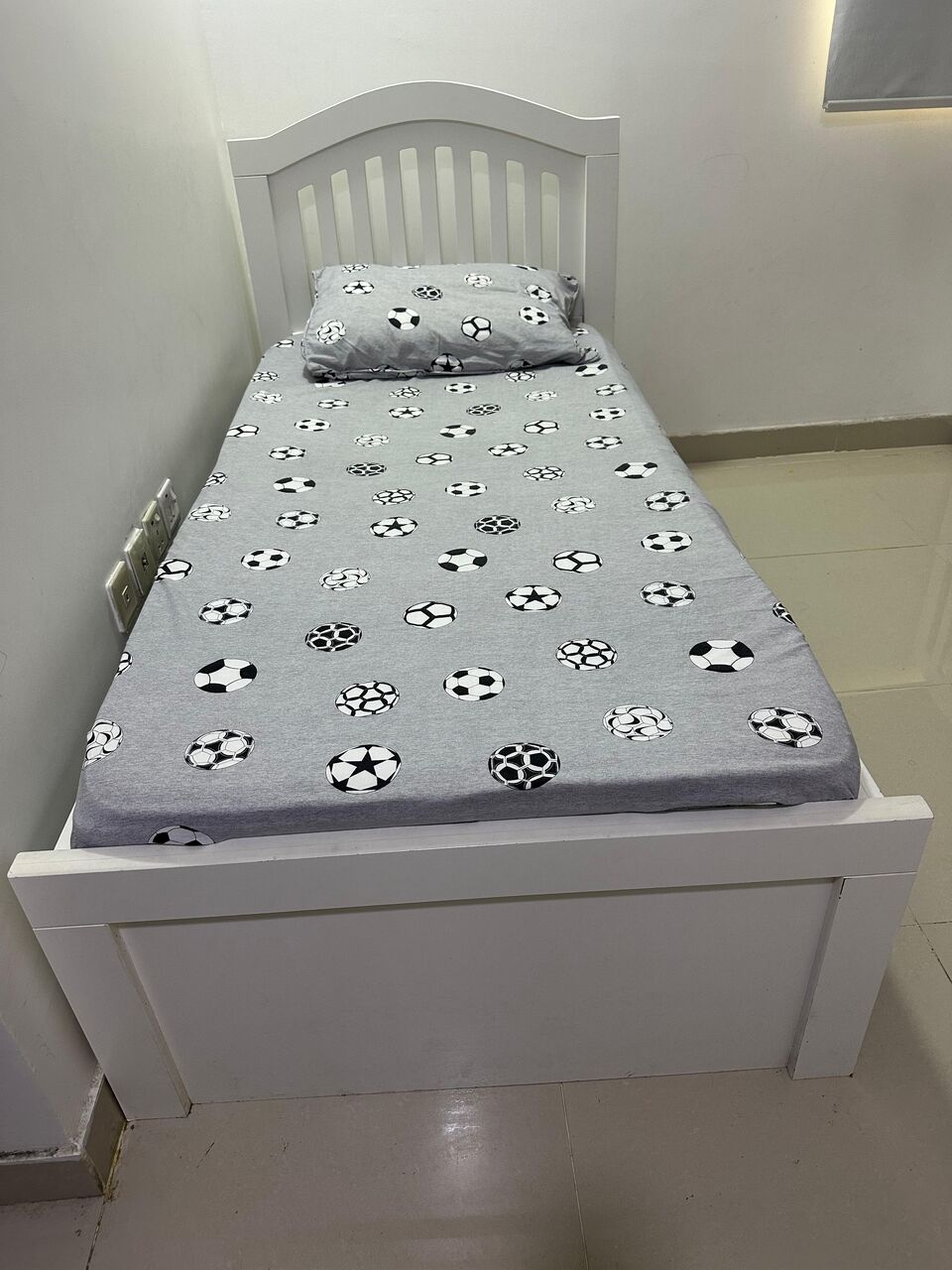 Dammam, Furniture, Single Bed With Matress ===== Baby Cot With Matress