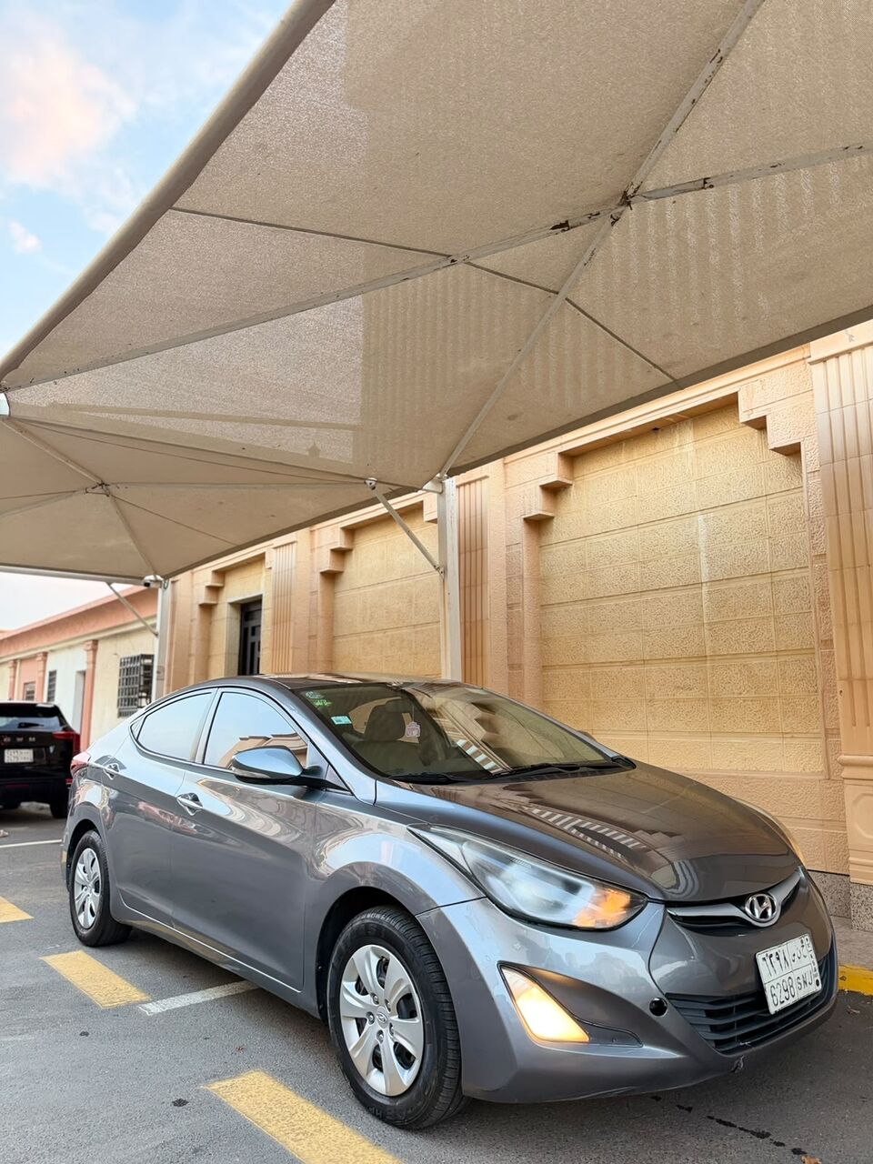 Jeddah, Vehicles, Cars & Trucks , SAR 26,  Hyundai Elentra,  2016,  Automatic,  300000 KM,