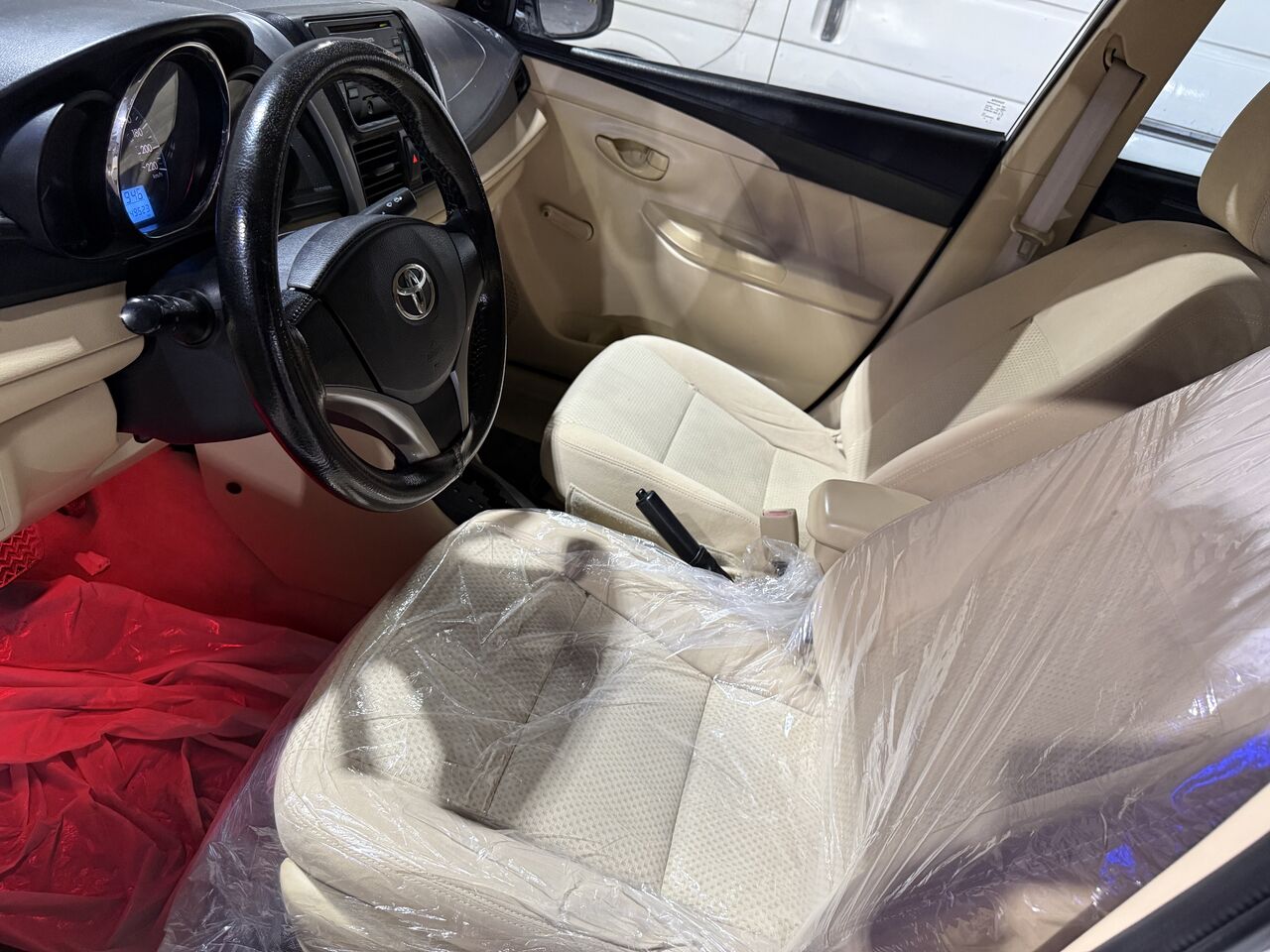 Al Malaz, Vehicles, Cars & Trucks , SAR 23500,  Toyota Yaris,  2015,  Automatic,  150 KM,  Less Km Run Need Condition
