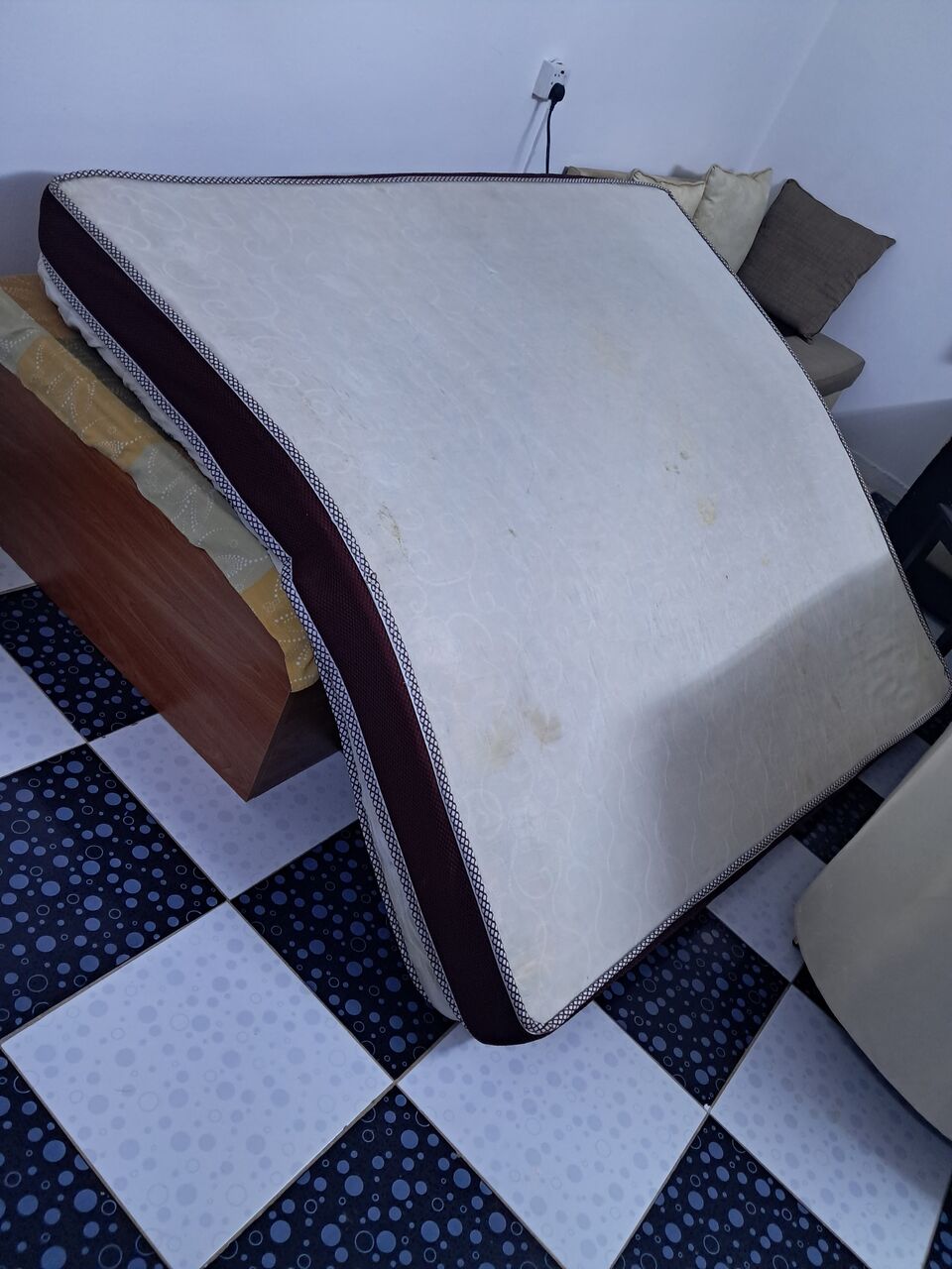 Riyadh, Furniture, SAR 150,  Metres 2×1.80  Meter