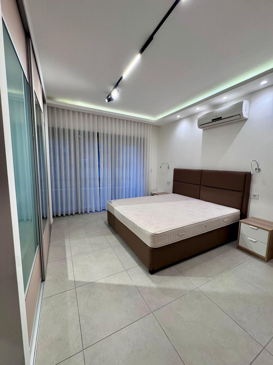 Amman, Apartments, Flats, Houses & Villas, JOD 20000/year,  Furnished,  3 BR,  Ground Fully Furinshed 3B Apartment With Outside Terrace In 4 Circle 00962777688956