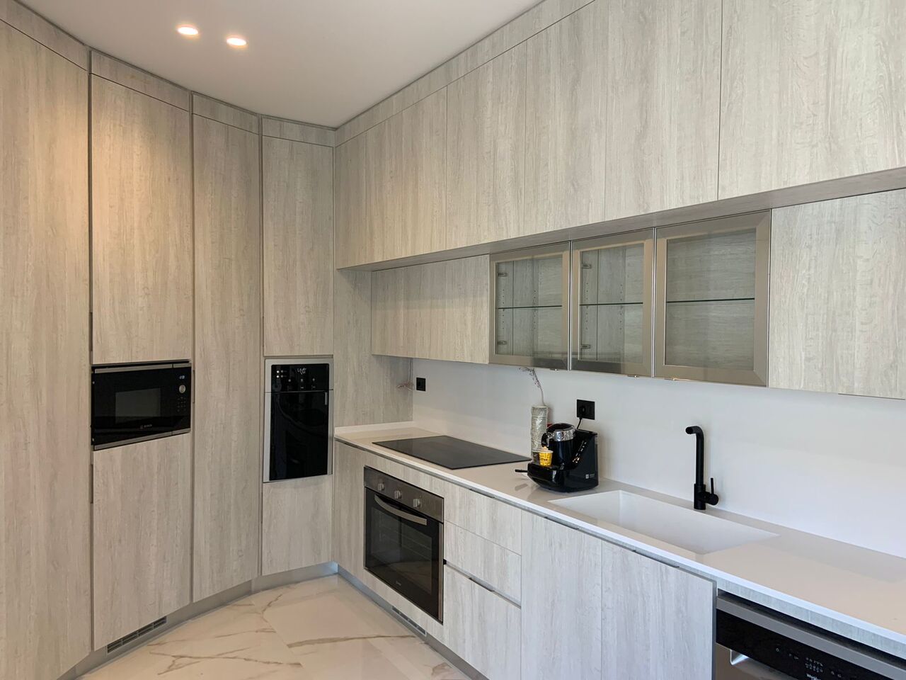 Amman, Apartments, Flats, Houses & Villas, JOD 24000/year,  Furnished,  3 BR,  New Fully Furnished 3B Apart With Baconly, Sharing Pool In 5 Circle 00962777688956