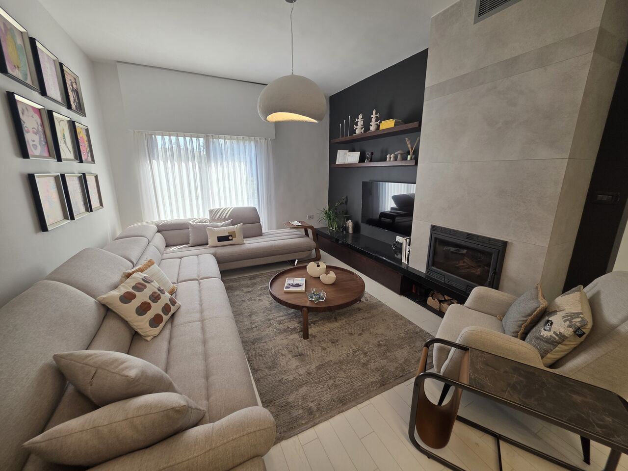 Amman, Apartments, Flats, Houses & Villas, JOD 16000/year,  Furnished,  3 BR,  Fully Furnished 3B Apart With Sharing Terrace In Jabal Webdeh 00962777688956