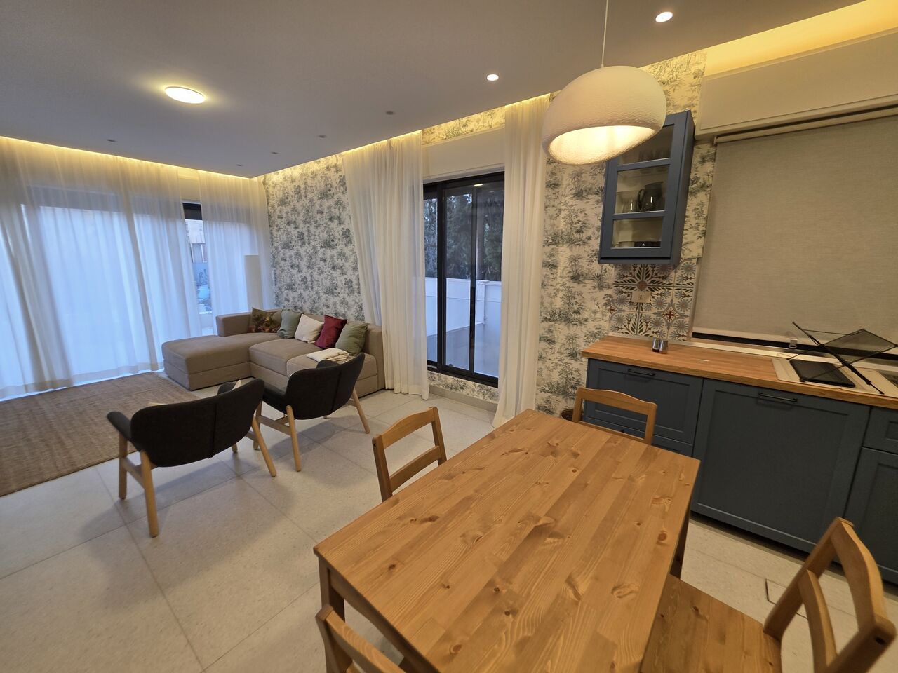 Amman, Apartments, Flats, Houses & Villas, JOD 20000/year,  Furnished,  3 BR,  Brandnew Ground Floor Fully Furnished 3B Apart  Terrace In Jabal Webdeh 00962777688956