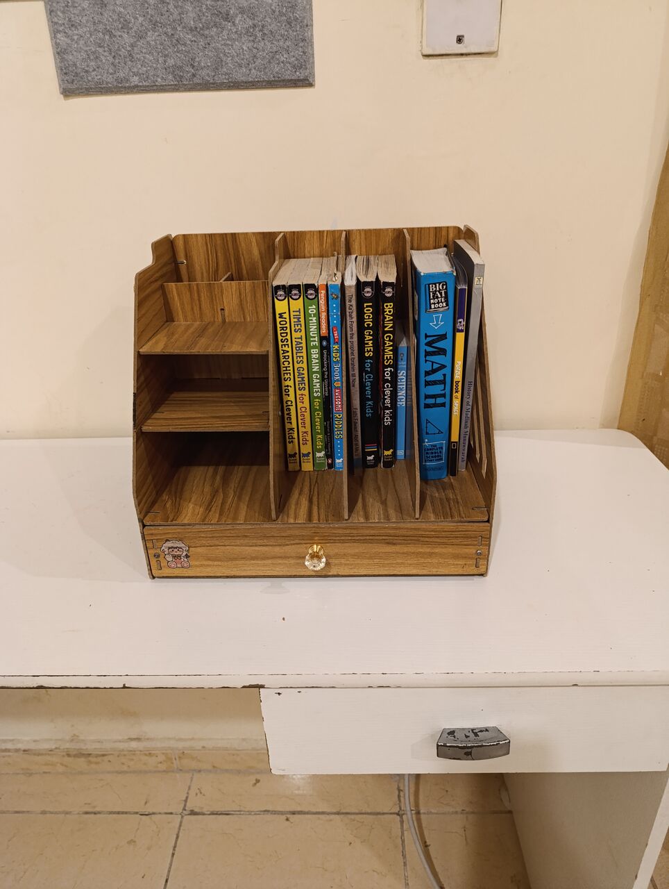 Jeddah, Household Items, SAR 25,  Study Table Organizer, Stationary Organizer