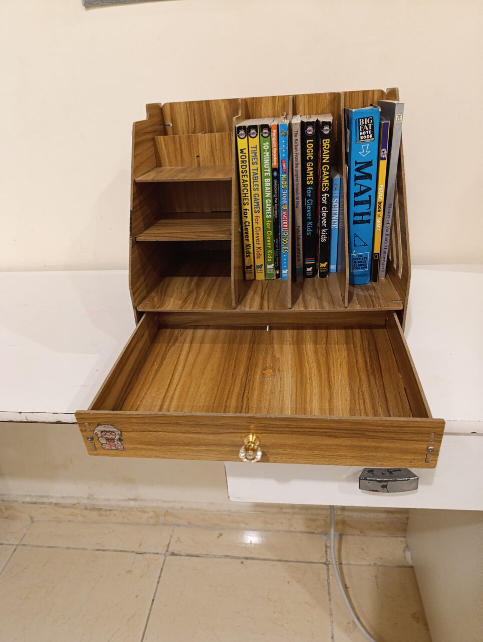 Jeddah, Household Items, SAR 25,  Study Table Organizer, Stationary Organizer