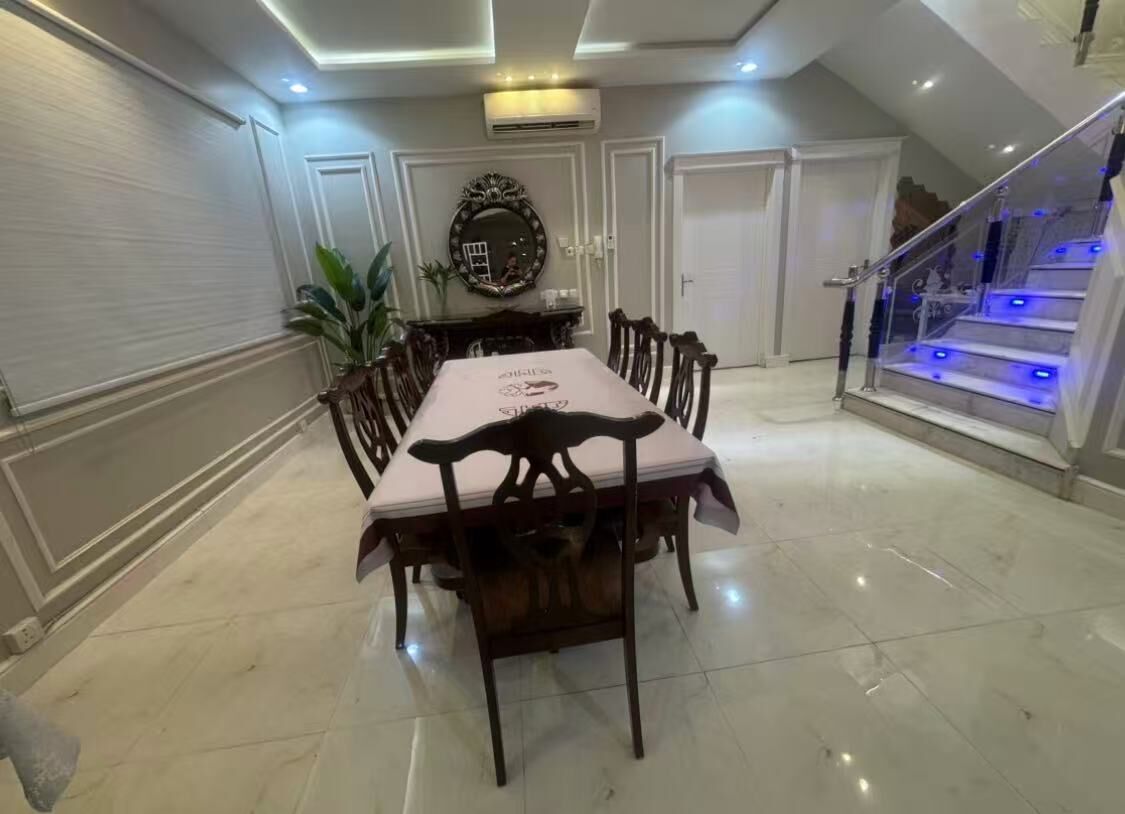 Riyadh, Rooms for Rent, SAR 300/day,  Furnished,  ROOM FOR CHINESE ONLY