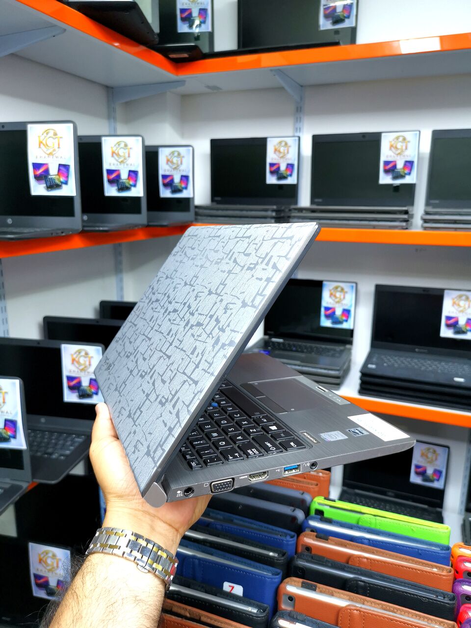 Manama, Computers, BHD 55,  Toshiba Slim I7 Touch Screen 55bd