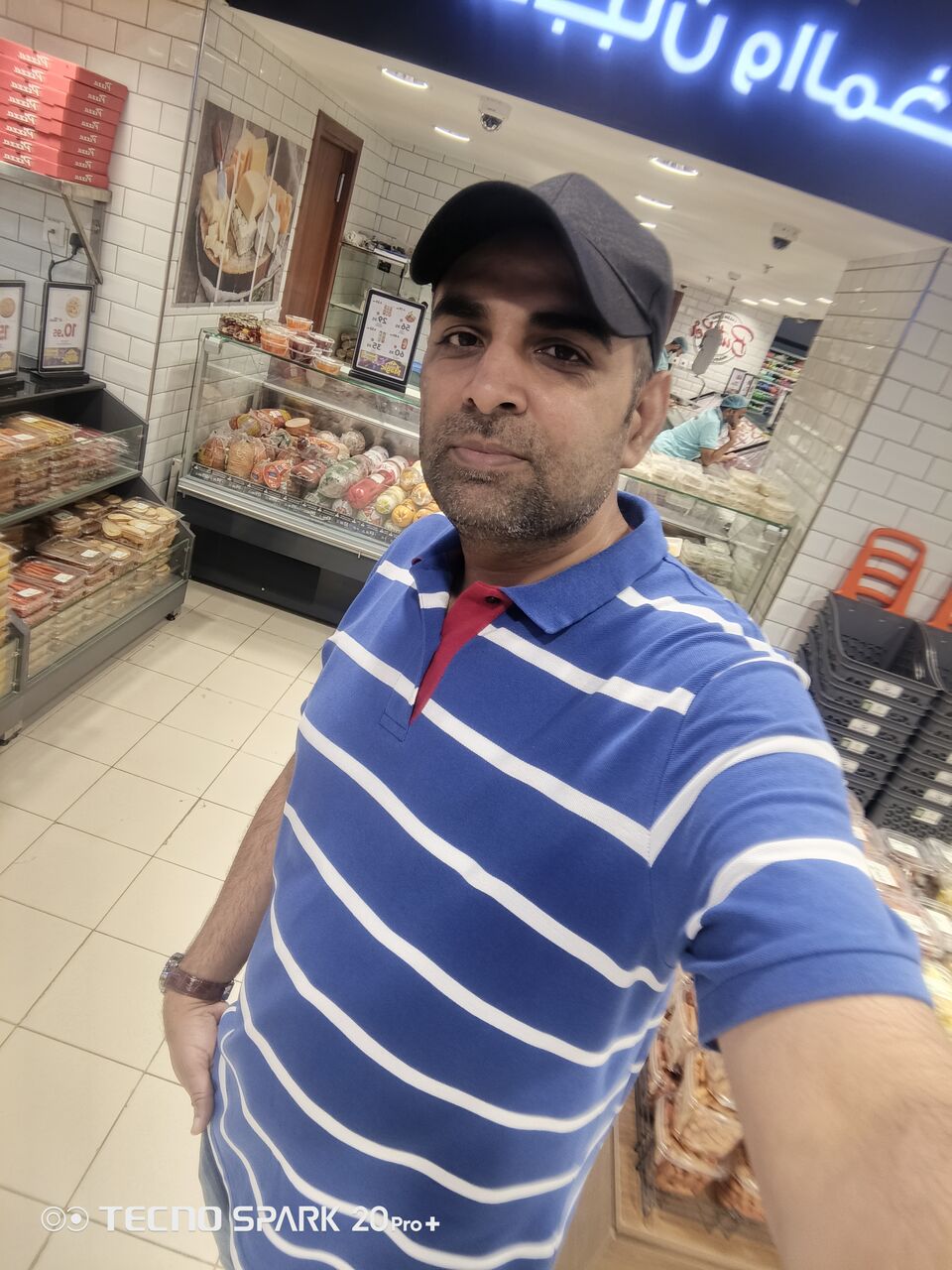 Jeddah, Job Seekers, Cashier And Marchentaser