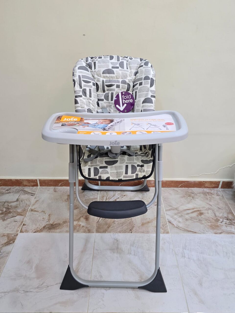 Jeddah, Baby & Kid Stuff, SAR 325,  Baby 2 In 1 Chair. Joie Brand. New