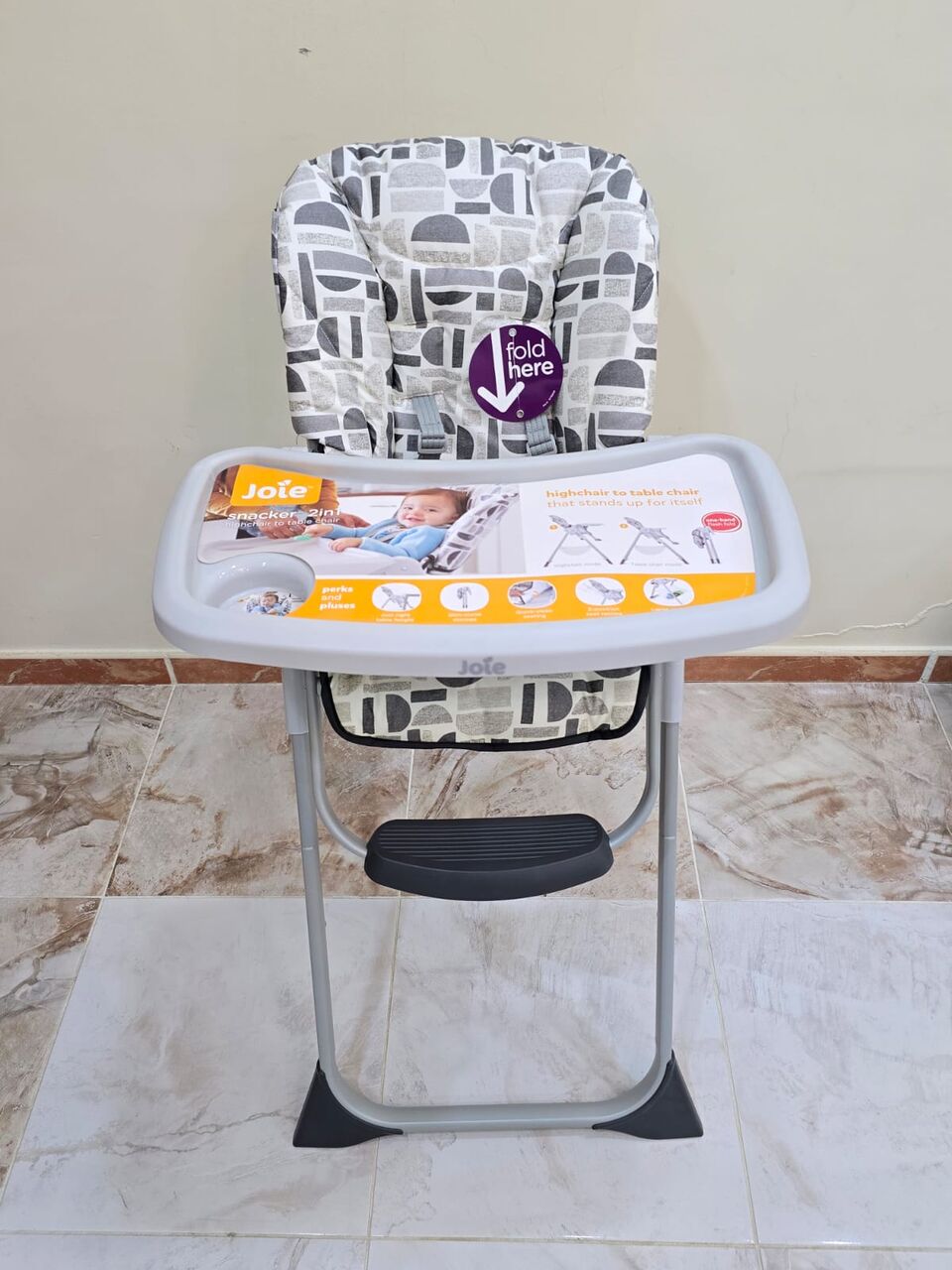 Jeddah, Baby & Kid Stuff, SAR 325,  Baby 2 In 1 Chair. Joie Brand. New