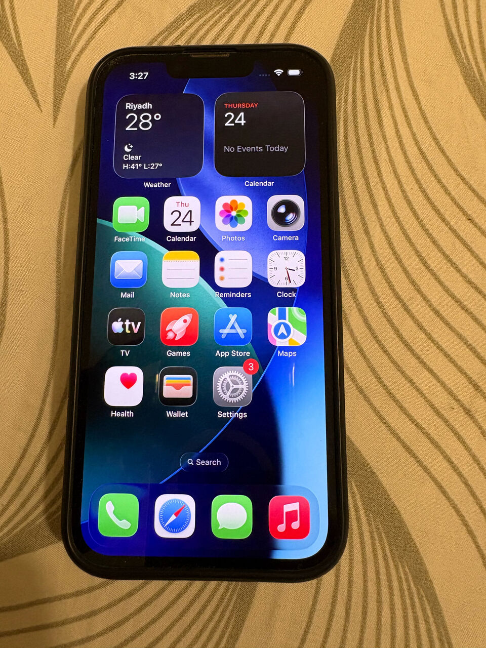 Riyadh, Mobile Phones, SAR 1000,  Iphone 13 ** Brand New Condition **  With Invoice Only 1000 SAR