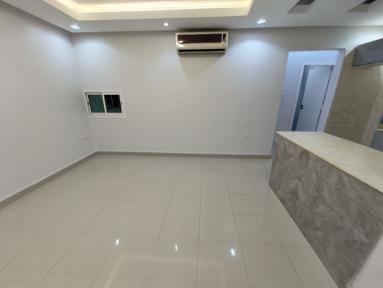 Al Malaz, Apartments, Flats, Houses & Villas, SAR 35000/year,  2 BR,  2BHK Family Apartment Available In Al Malaz Near Security Forces Hospital
