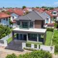 THB 7190000,  3 BR,  69 Sq. Feet,  บ้านเดี่ยวรีโนเวทใหม่ โครงการ ชลล