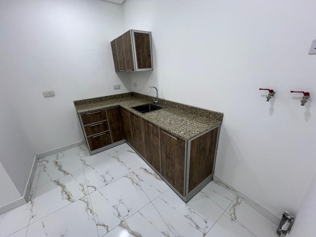 Saar, Apartments, Flats, Houses & Villas, BHD 155/month,  Studio,  Brand New Flat  For Rent Near Saar | Close To Alosra & Budaiya Highway