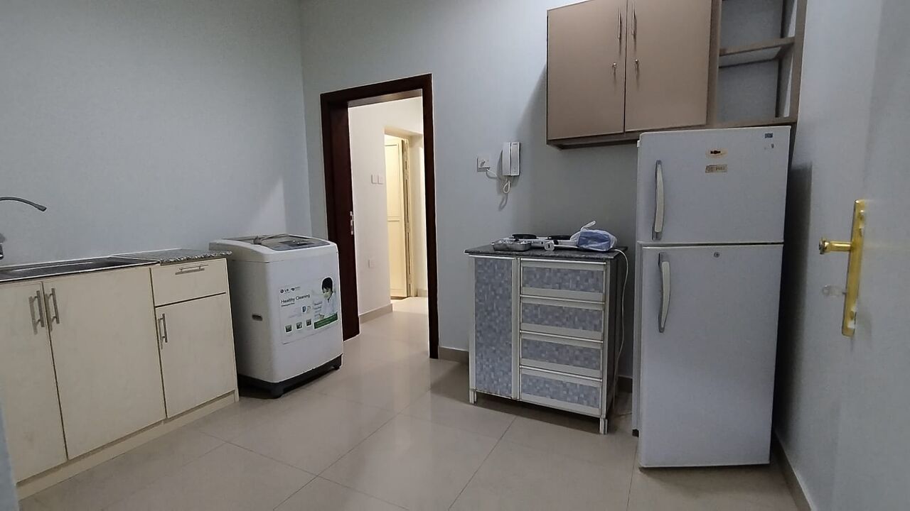 Janabiya, Apartments, Flats, Houses & Villas, BHD 170/year,  1 BR,  Janabiya:- Furnished Studio Flat On Rent With Unlimited Ewa..
