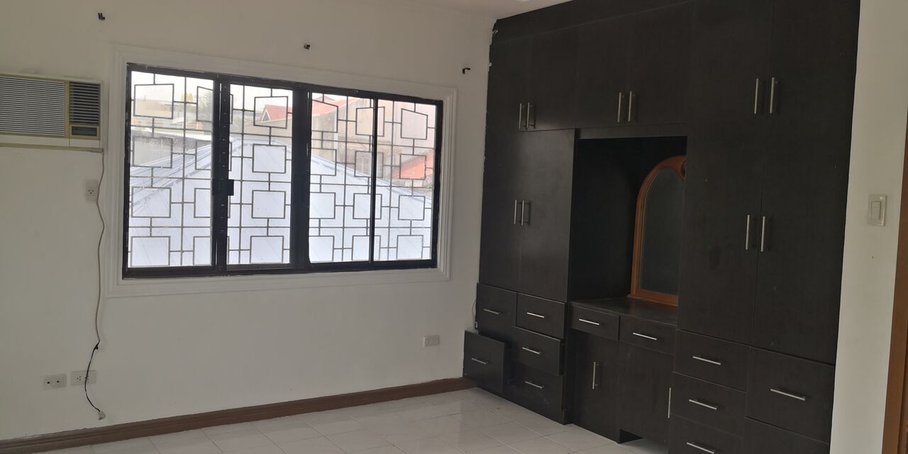 Cebu City, Apartments, Flats, Houses & Villas, PHP 75/month,  4 BR,  300 Sq. Meter,  4BR, 3T/B, 2 Car Port House For Rent