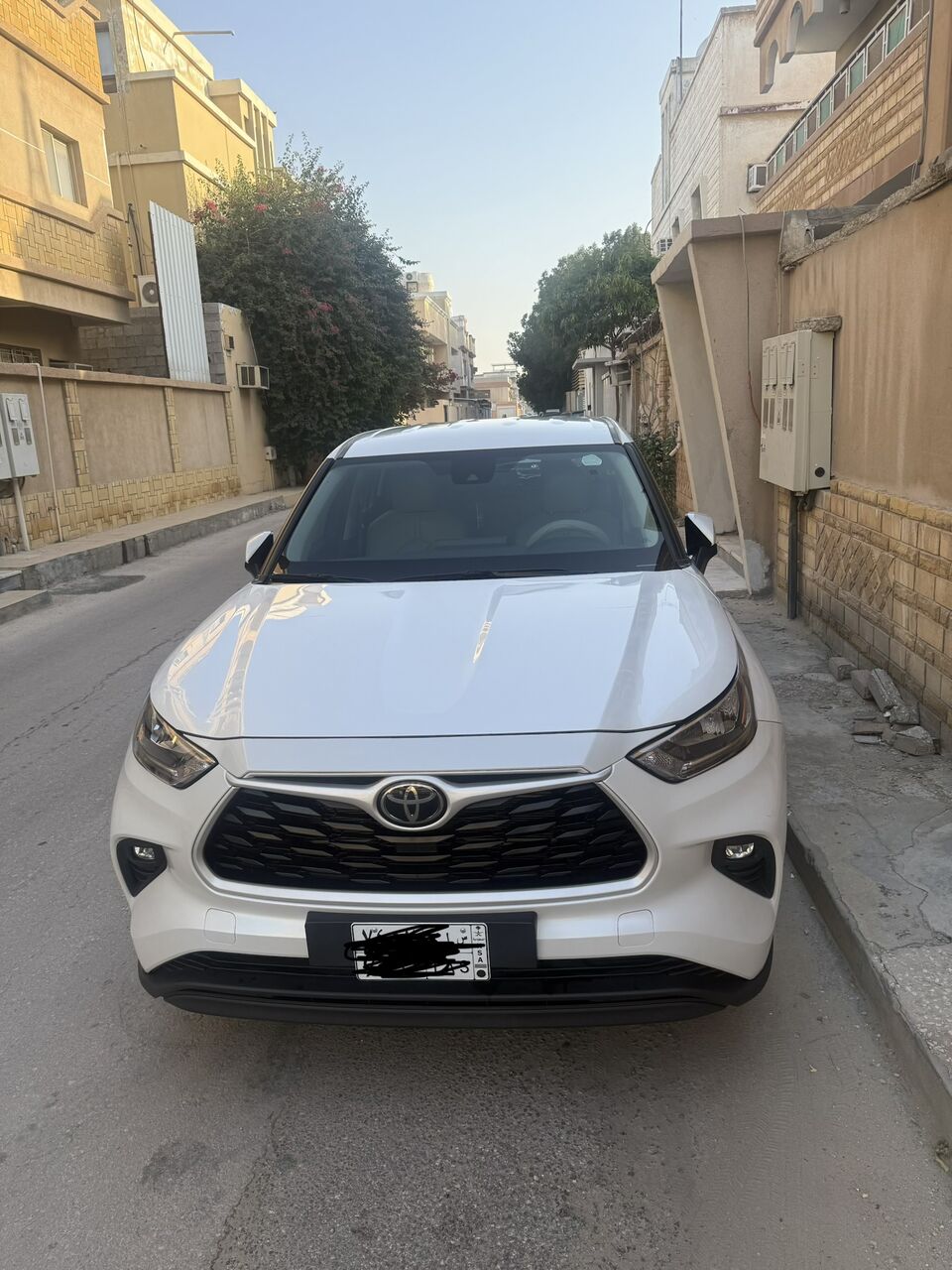 Dammam, Vehicles, Cars & Trucks , SAR 135000,  Toyota Hylander,  2025,  Automatic,  37000 KM,  -LEHEV