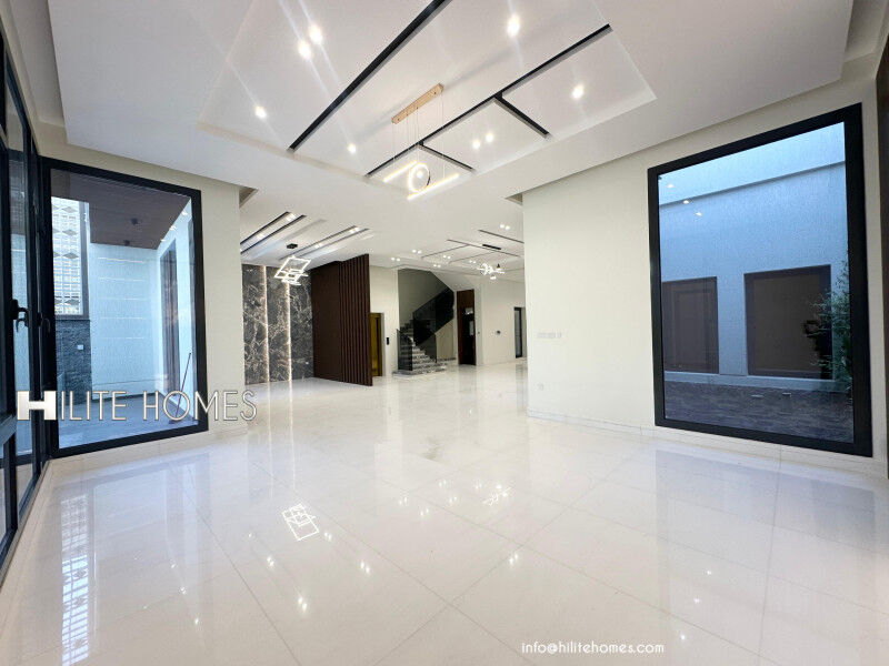 Kuwait City, Apartments, Flats, Houses & Villas, KWD 3000/month,  6 BR,  Brand New Villa For Rent In Abu Al Hassaniya With Private Pool