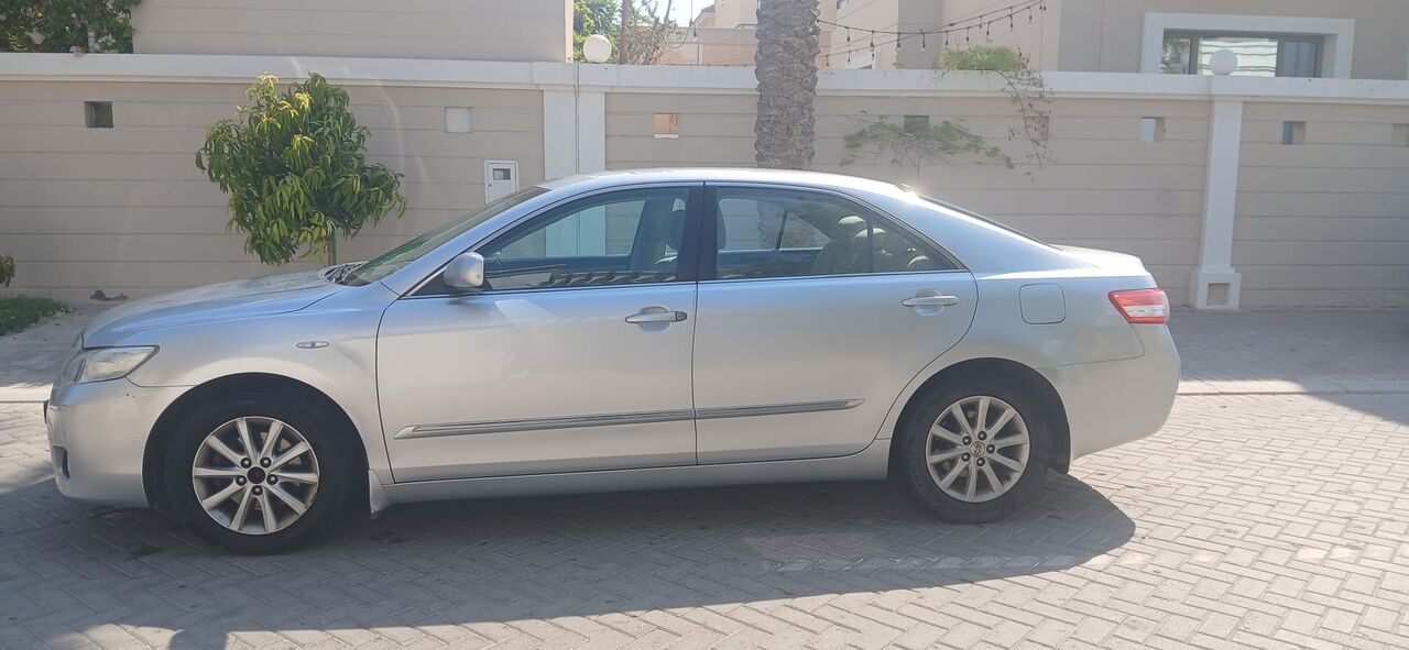 Saar, Vehicles, Cars & Trucks , BHD 2300,  Toyota Camry SE,  2010,  Automatic,  180 KM,