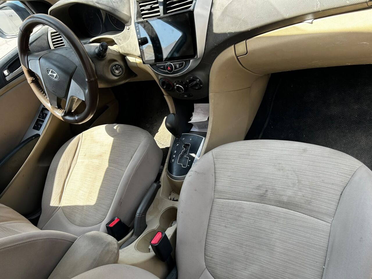 Al Malaz, Vehicles, Cars & Trucks , SAR 21000,  Hyundai - Accent,  2015,  Automatic,  277000 KM,  Hyundai Accent  For Sale 21k