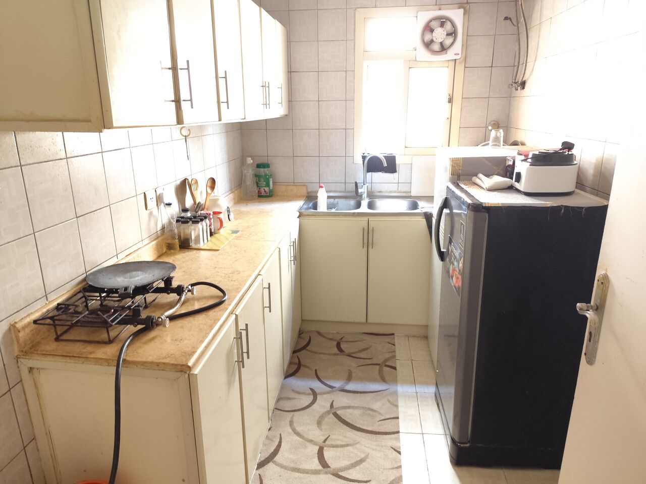 Al Yarmouk, Rooms for Rent, SAR 1200/month,  Apartment Available For Sharing
