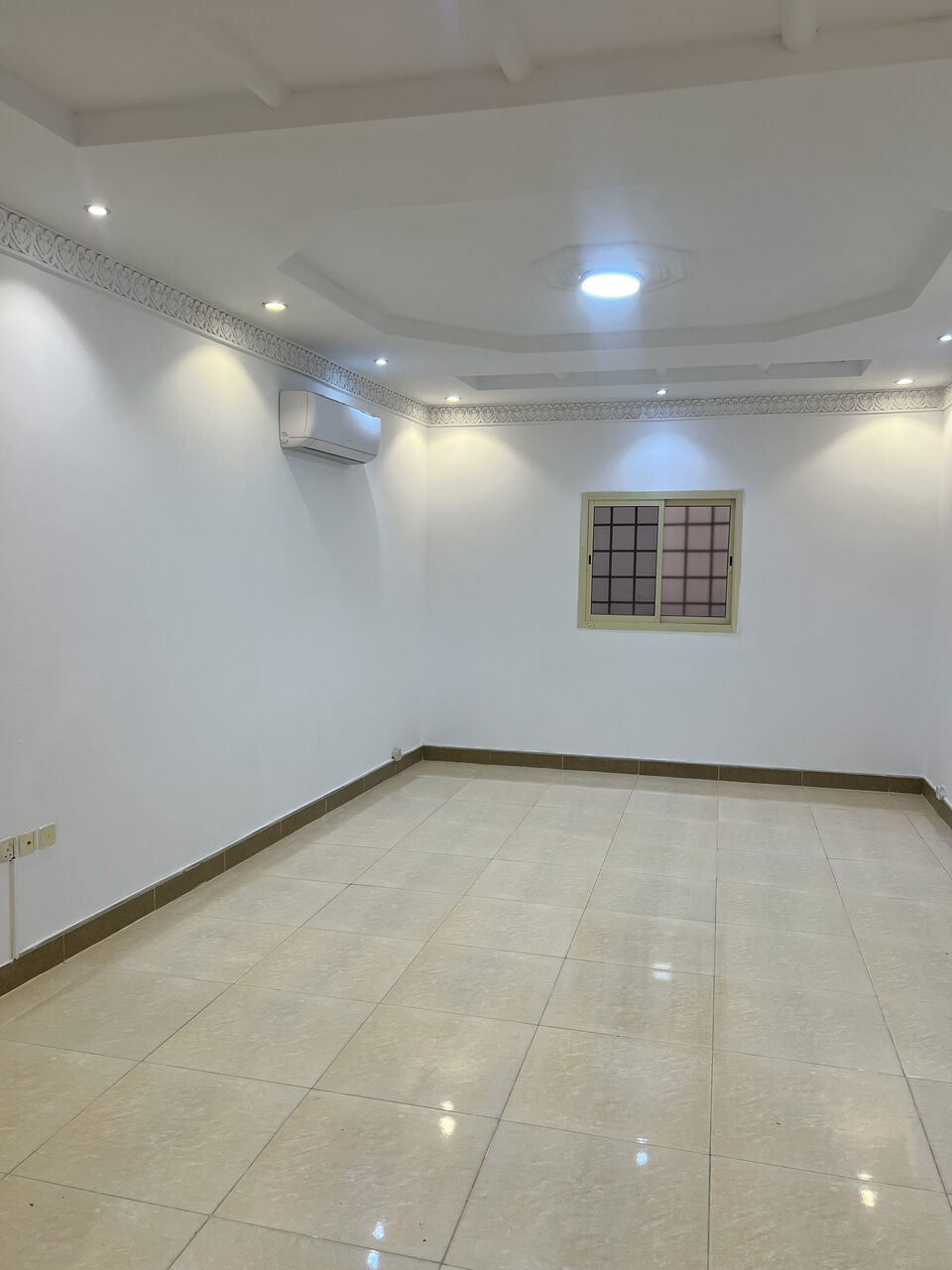 Riyadh, Apartments, Flats, Houses & Villas, SAR 44000/year,  3 BR,  3-Bedroom Family Apartment For Rent In Al Munsiyah &ndash; Water & Gas Included