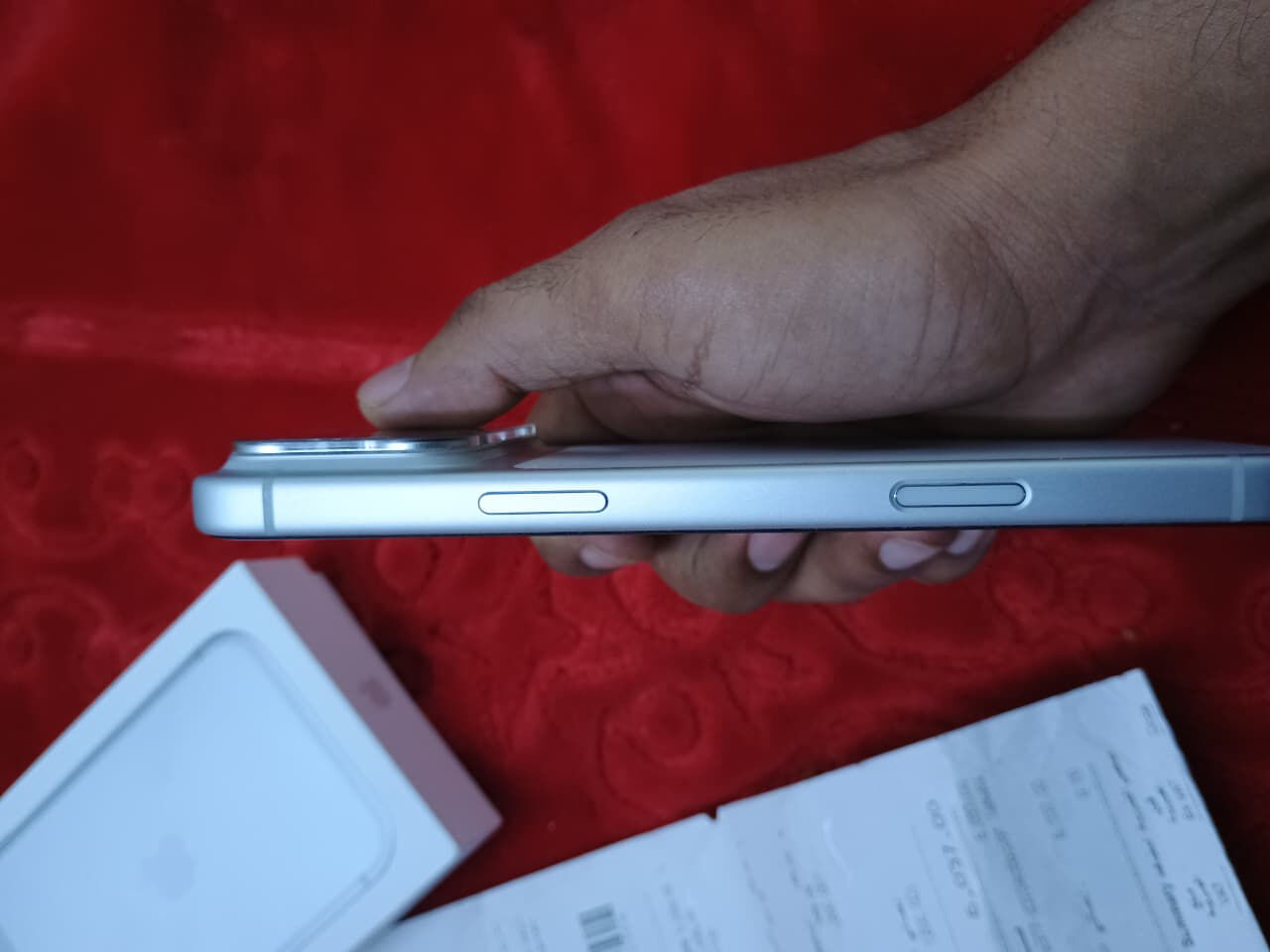 Al Wizarat, Mobile Phones, SAR 4600,  Apple Iphone17 Promax 256GB Grey Esim Model A3525+ Apple 40 Watt Dynamic Power Adapter