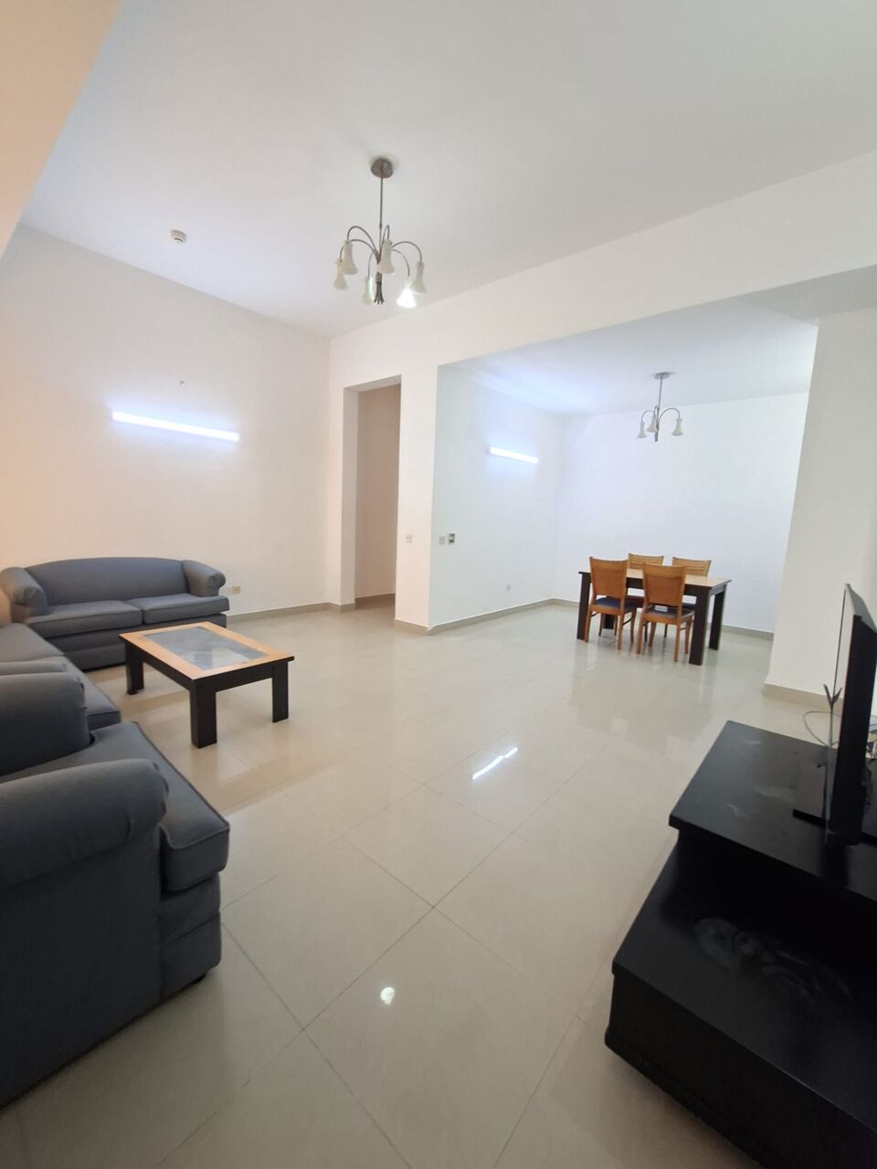 Adliya, Apartments, Flats, Houses & Villas, BHD 290/month,  Furnished,  2 BR,  Fully Furnished 2 Bedroom Flat For Rent In Adliya (including Electricity)