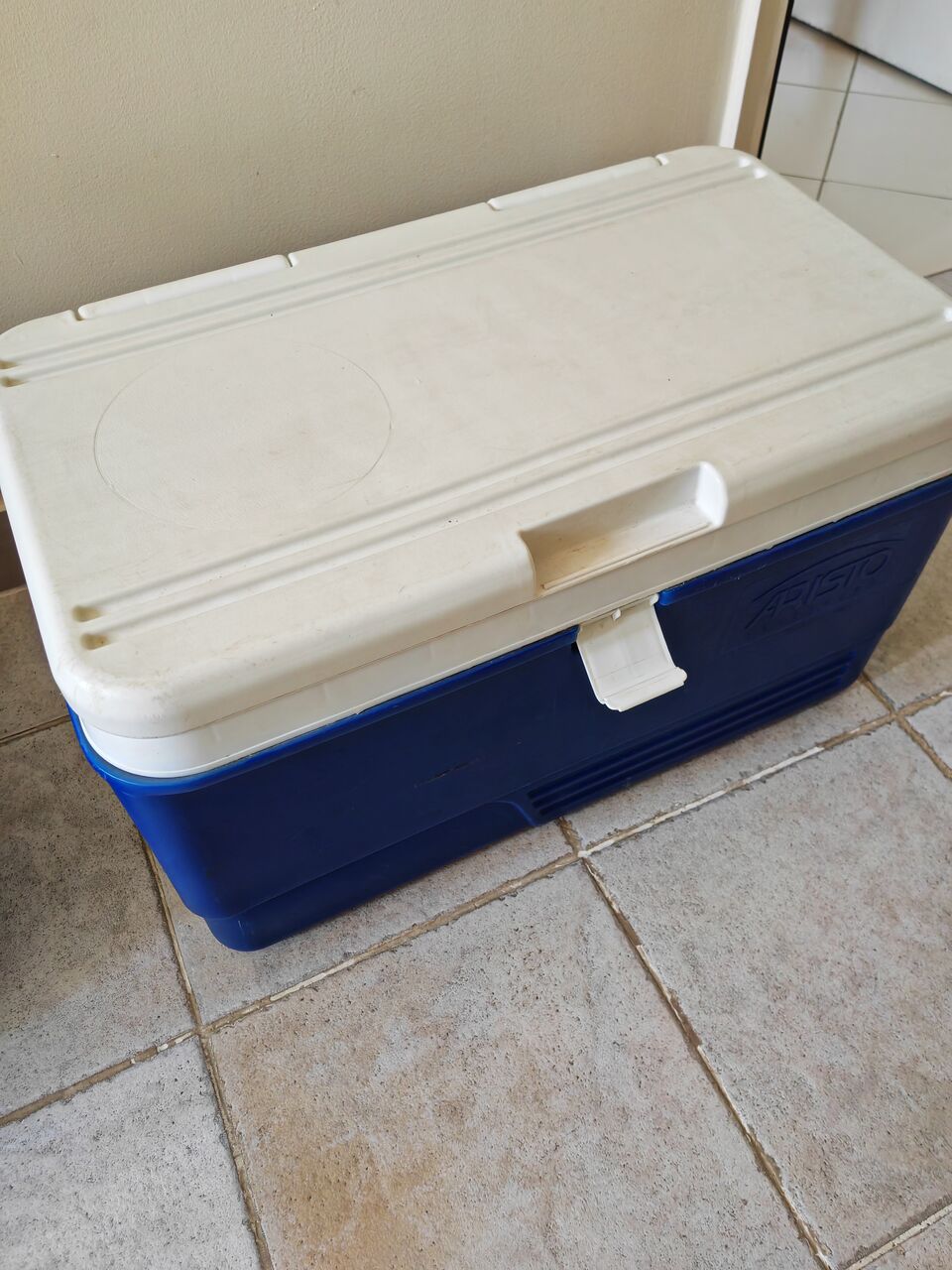 Manama, Furniture, BHD 15,  Beverage And Food Cooler