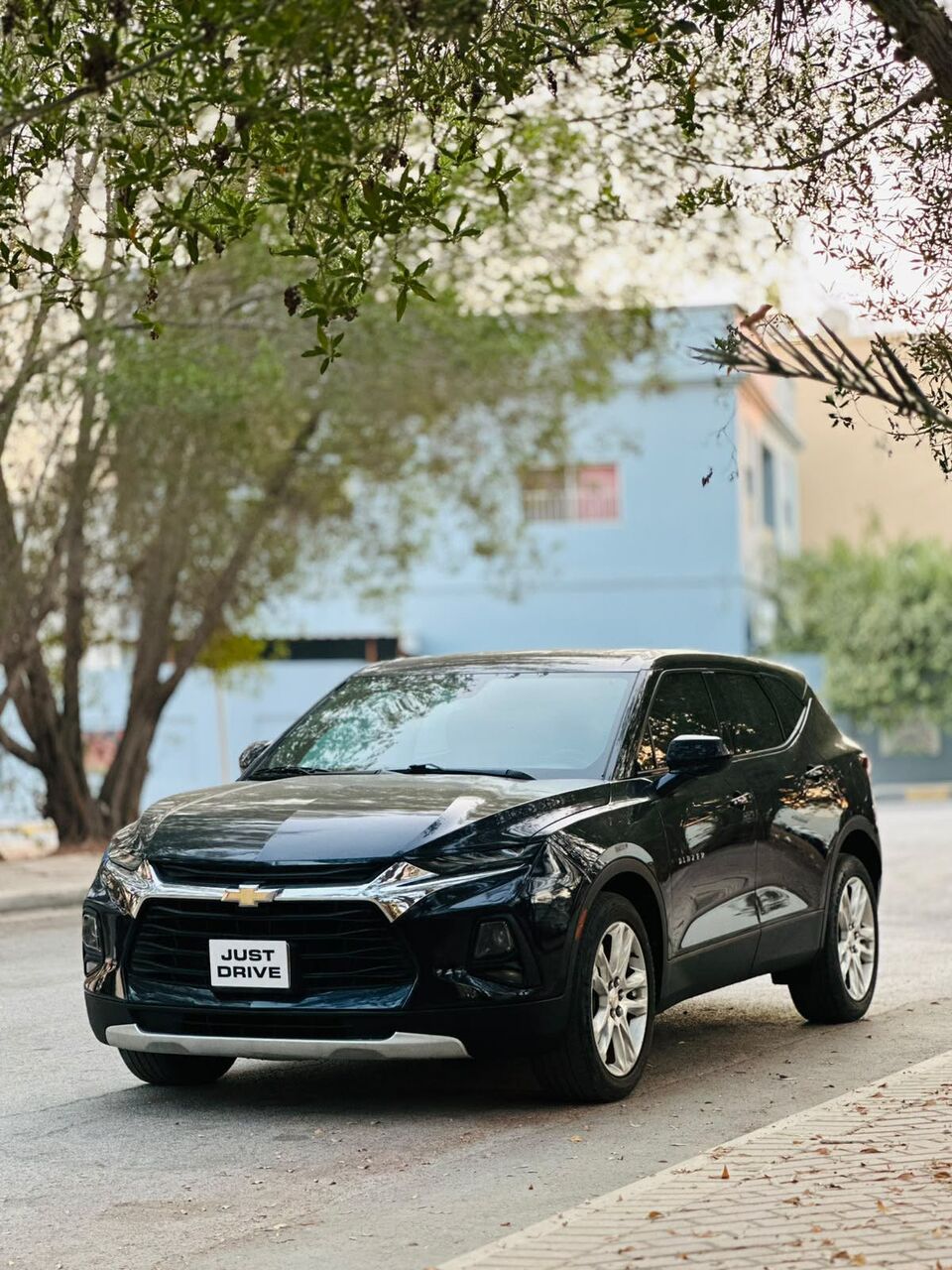 Segaya, Vehicles, Cars & Trucks , BHD 6500,  Chevrolet Blazer,  2020,  Automatic,  110000 KM,    MODEL WELL MAINTAINED 5 SEATER COMPACT SUV CALL OR WHATSAPP 35400768