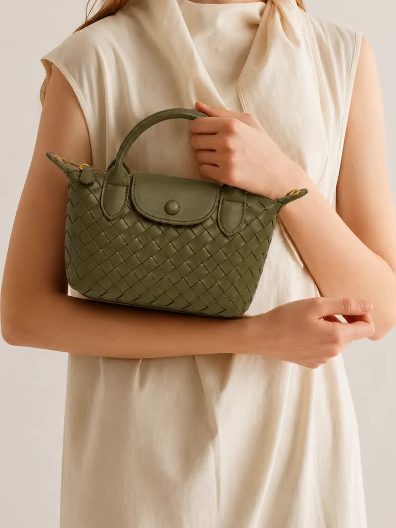 Gurgaon, Purses & Wallets, INR 3999,  Luxury Leather Handbag Store Gurgaon - FAVORI