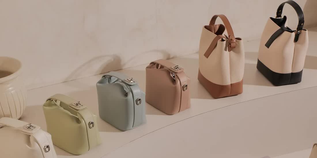 Gurgaon, Purses & Wallets, INR 3999,  Luxury Leather Handbag Store Gurgaon - FAVORI