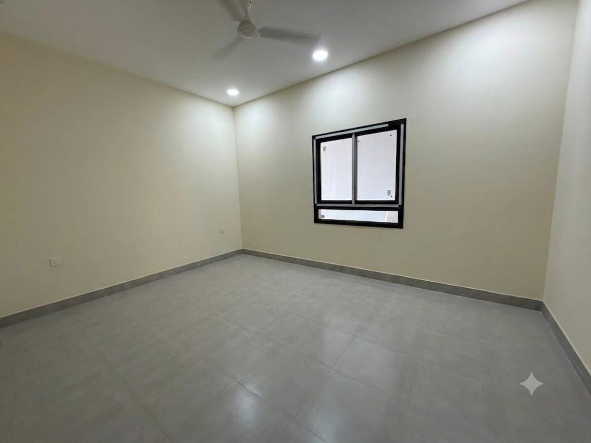 Manama, Apartments, Flats, Houses & Villas, BHD 300/year,  3 BR,  2bhk,3bhk,Studio Brand New Flats.