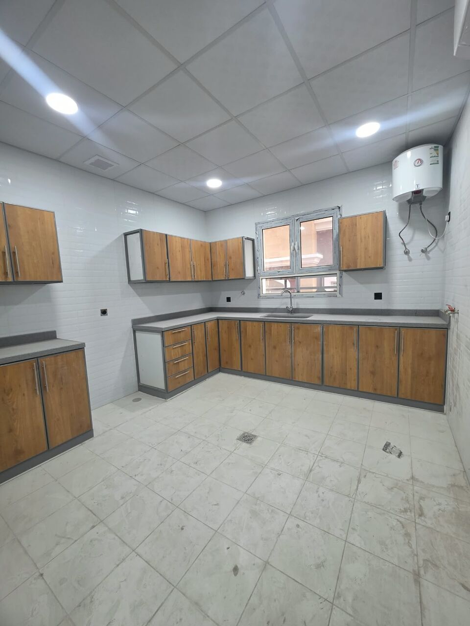 Khobar, Apartments, Flats, Houses & Villas, SAR 34600/year,  3 BR,  New Luxury 3 Bedrooms, A Hall, 2 Bathrooms, A Kitchen,with Air Conditioners And Elevator,p