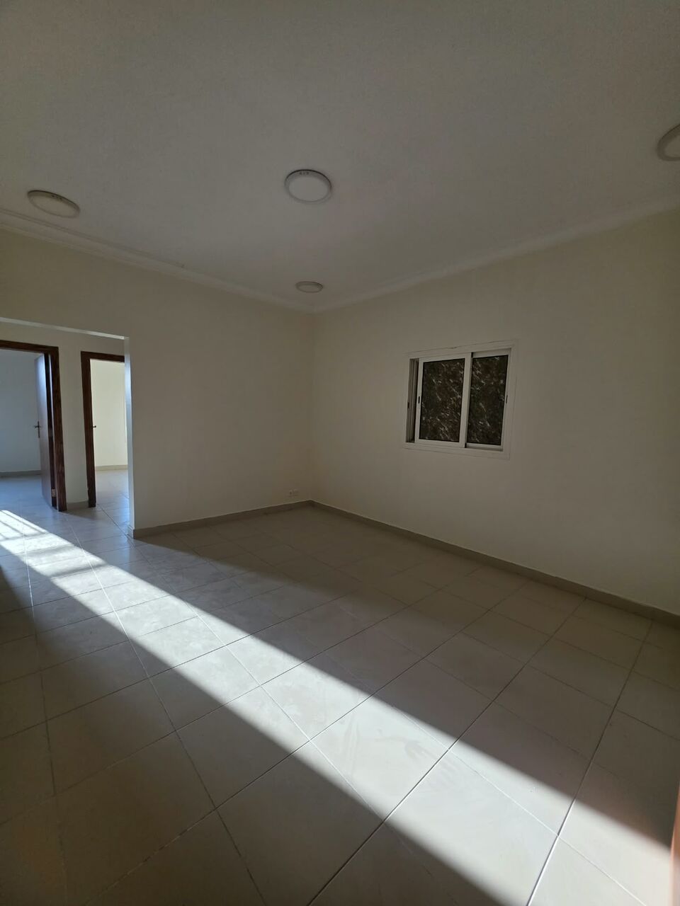 Khobar, Apartments, Flats, Houses & Villas, SAR 27600/year,  3 BR,  3 Bedrooms, A Hall, 2 Bathrooms, A Kitchen,with Air Conditioners And Elevator,available