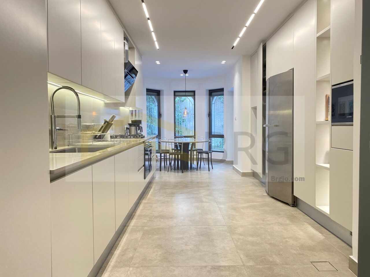 Amman, Apartments, Flats, Houses & Villas, JOD 36000/year,  4 BR,  Modern. Refined. Ready For You.